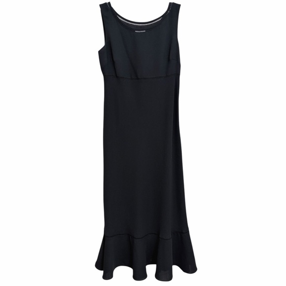 Ann Taylor LOFT Sleeveless Midi Dress 4 Black
Babydoll Empire Waist Flounce Hem - Picture 2 of 9